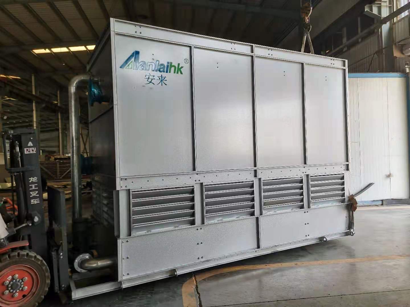 封閉式循環(huán)冷卻塔